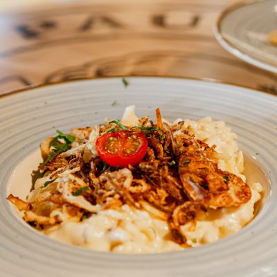 Frisches Gericht mit Spätzle